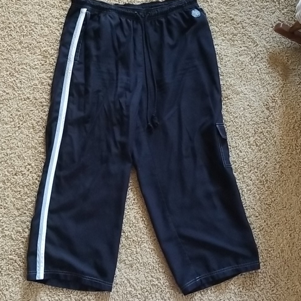 Blue capris cargo pants by green tea